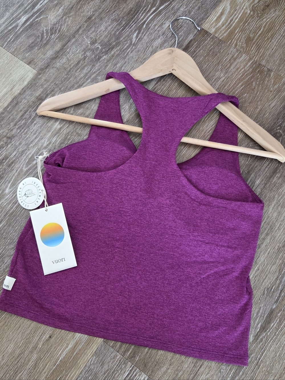 Vuori Halo Performance Crop Top Tank 2.0 Magenta Heather NWT Racerback PRICEFIRM - Picture 7 of 11